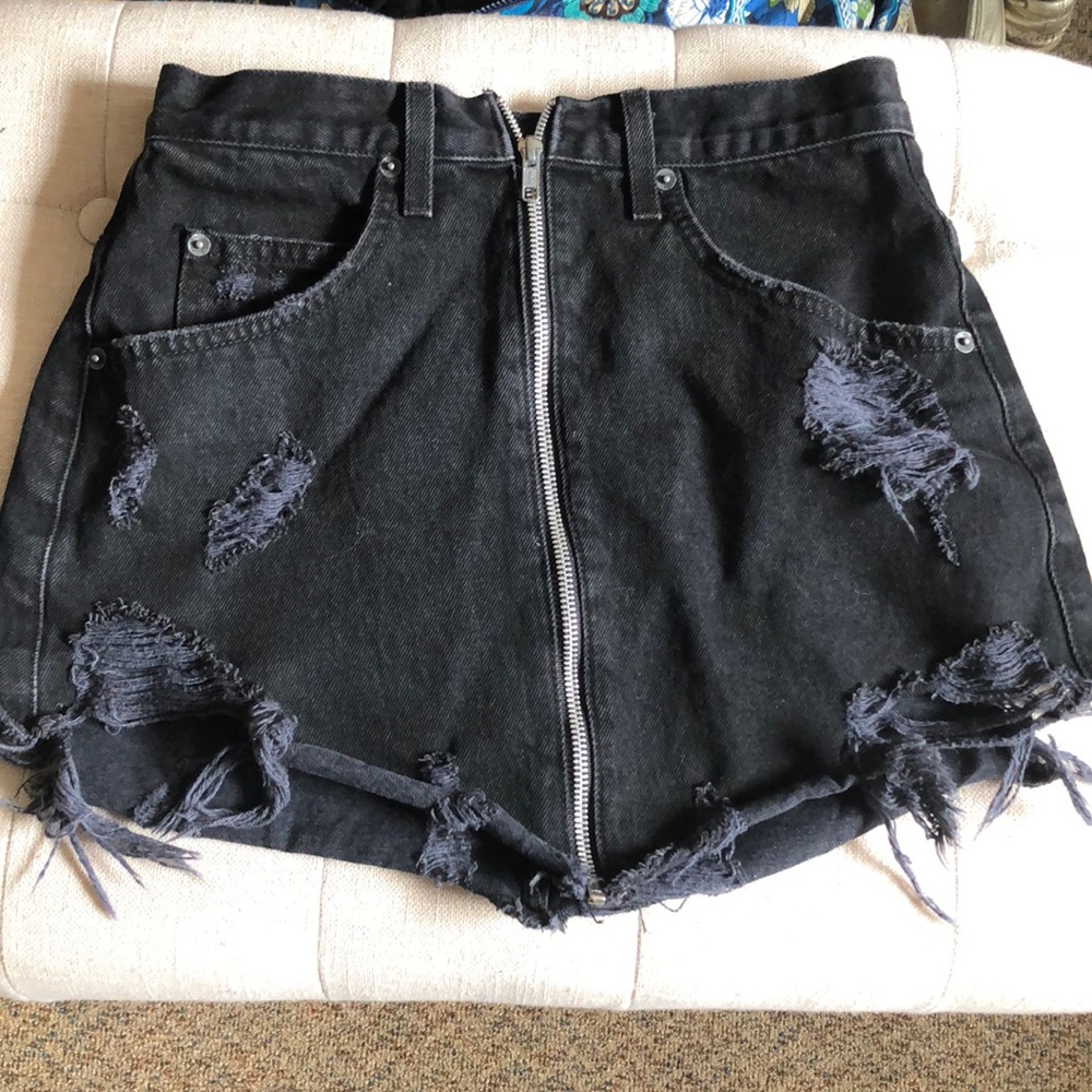 New carmar Black denim skirt